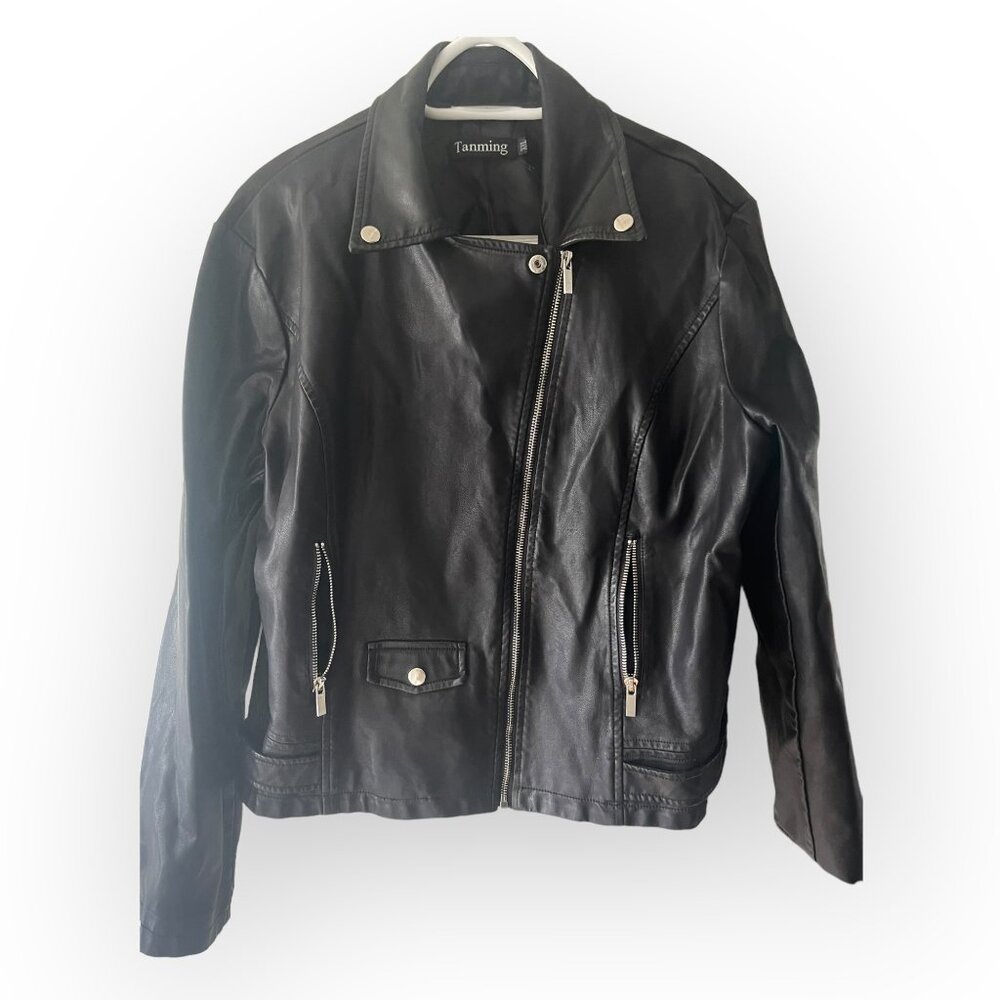 Tanning XXL Women, Black Leather Biker Jacket, ALL ITEMS SHIP FREE